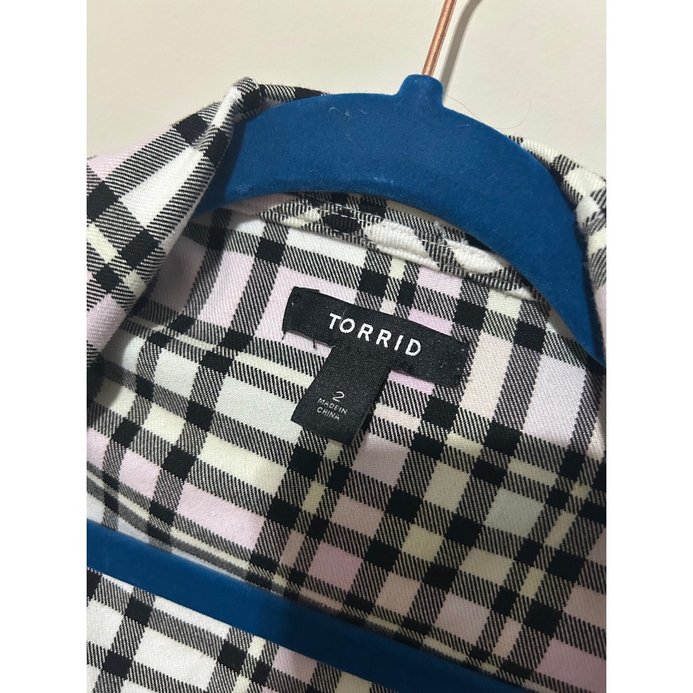 Torrid Plaid Hooded Shirt Jacket White Pink Black Snap Front Plus Size - Picture 7 of 14